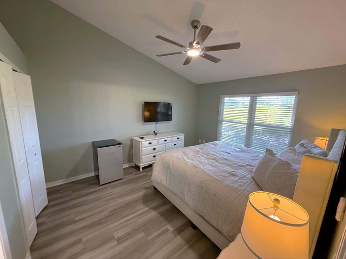 Room 3, Beautiful Remodeled Townhome in Southern Dunes, Polk