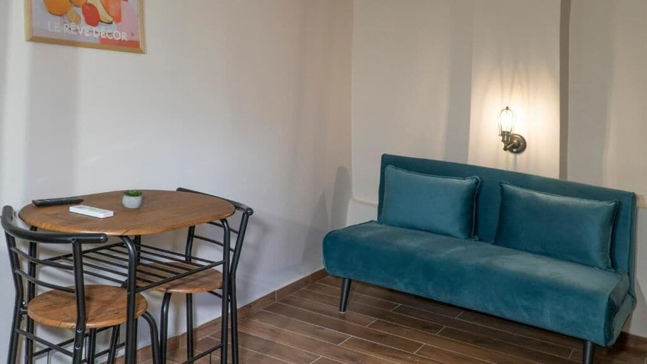 Interior 2, ISIDORA home, Crete