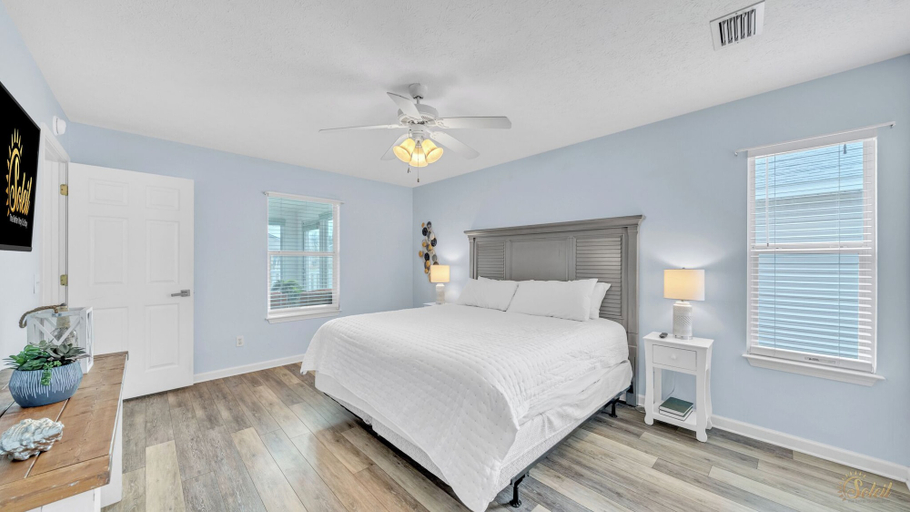 Interior 5, Cottage on Cabana Private Gated Neighborhood, Bay
