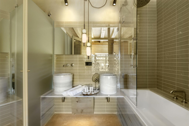 Bathroom, Torre Del Marqua S, Teruel