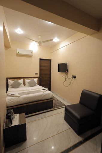Room 2, Hotel Pearl Jaipur, Jaipur