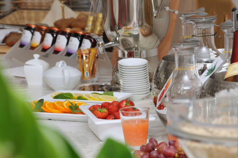 Food & Drinks 5, City-Hotel Am Wasserturm Halle, Halle (Saale)