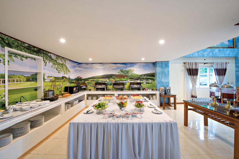 Food & Drinks 4, Vang Vieng Plaza Hotel, Vangvieng