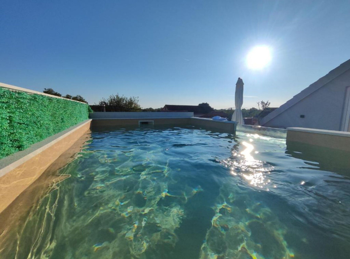 Pool 4, Apartment Penthouse Ivan, Drniš