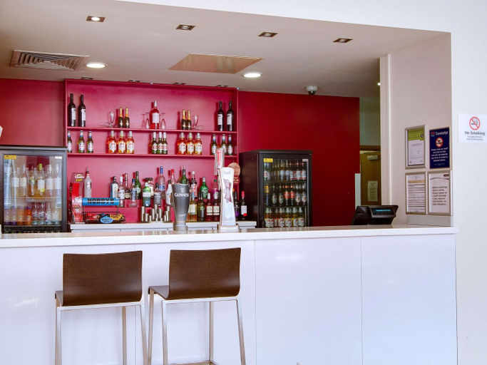 Food & Drinks 5, Travelodge Carlisle Central, Cumbria