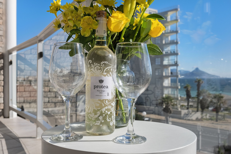 Food & Drinks, Coral Island 204, City of Cape Town