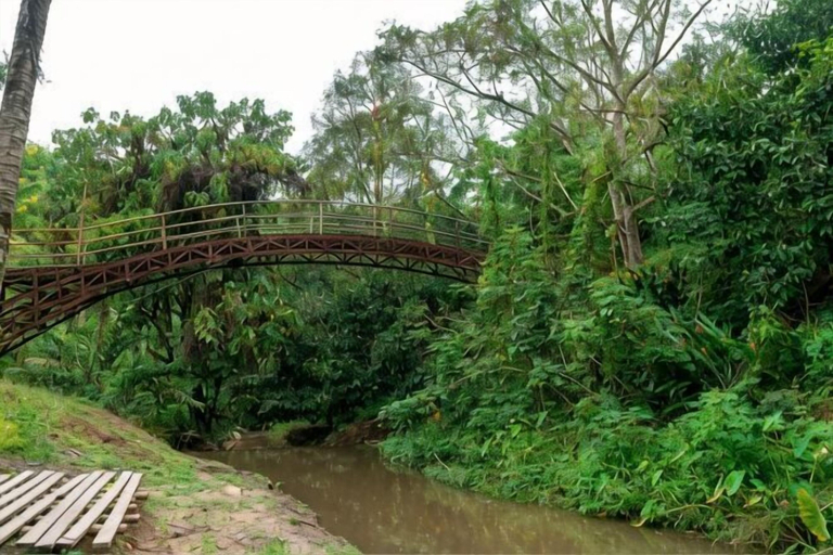 Interior 4, Peaceful Getaway @ Betong He Ping Village, Batong