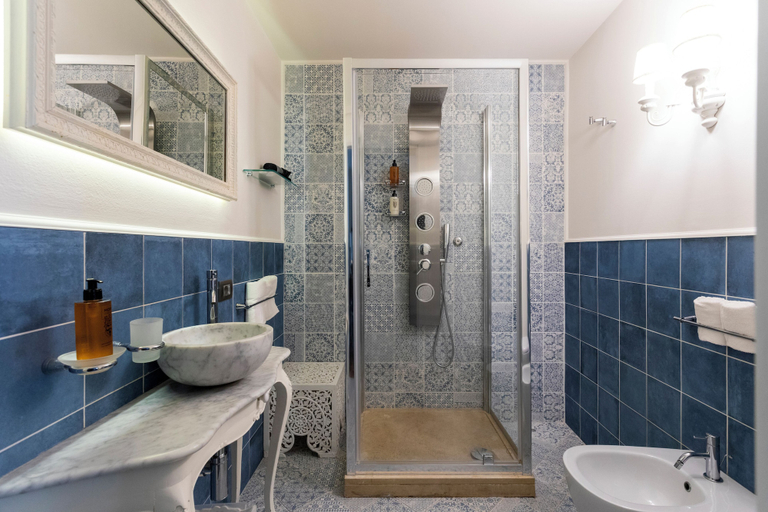 Bathroom 5, Dimora Bellini residenza d' epoca, Palermo