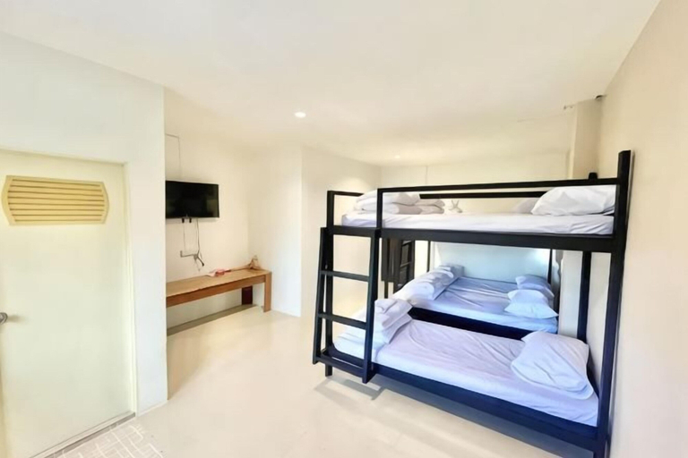 Room 5, Lamoon 90s, Hat Yai