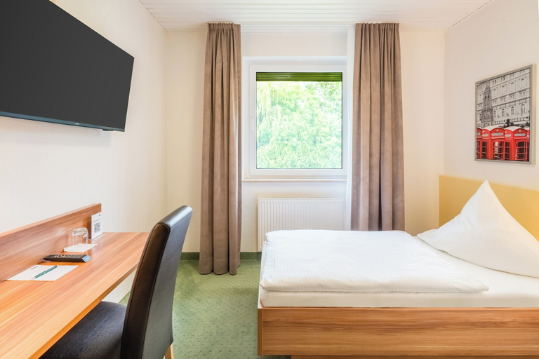 Bedroom 3, Hotel zur Post, Region Hannover