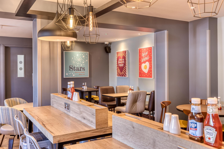 Food & Drinks 5, Premier Inn Blackpool East - M55 J4, Lancashire