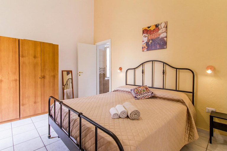 Room 4, Sicula home in the city center, Catania