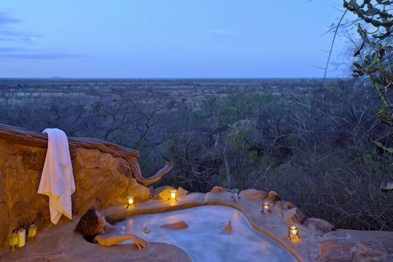 Room 2, Elewana Elsa's Kopje Meru, Igembe South