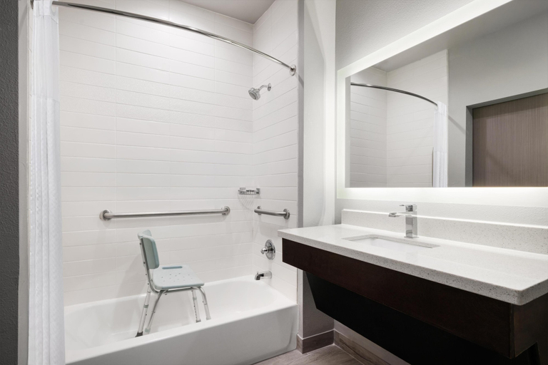 Bathroom 4, Best Western Plus Executive Residency Baytown, Houston