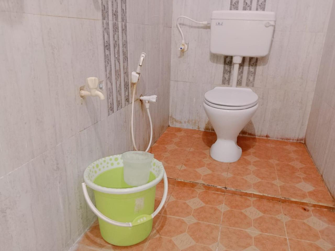 Bathroom 3, GM Residency, Nagappattinam