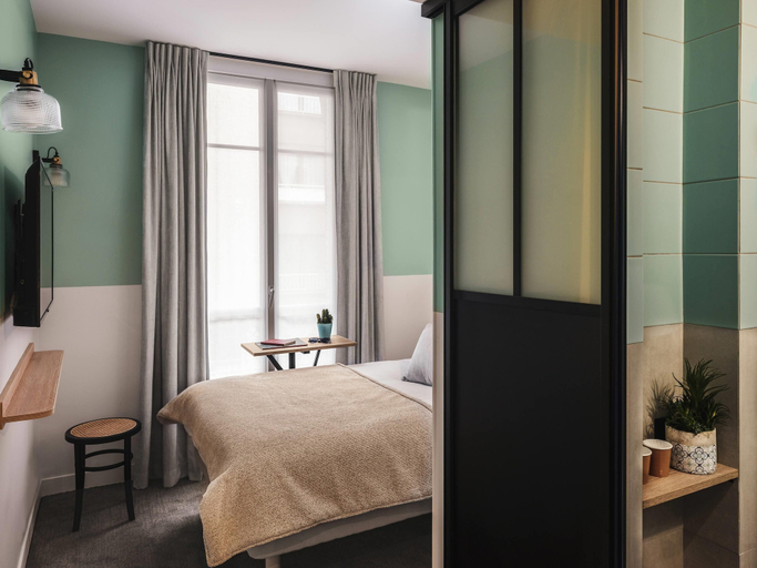 Bedroom 4, ibis Styles Paris Montmartre North, Paris