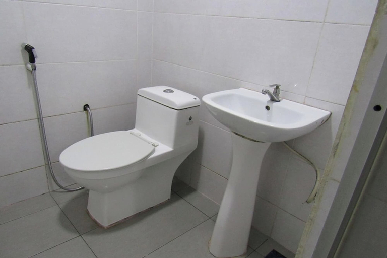 Bathroom 4, Fast Hotel Idaman Near To IIUM KL, Kuala Lumpur