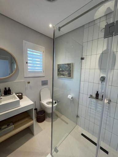 Bathroom 4, Dieu Donné Vineyard Self-Catering Cottages, Cape Winelands