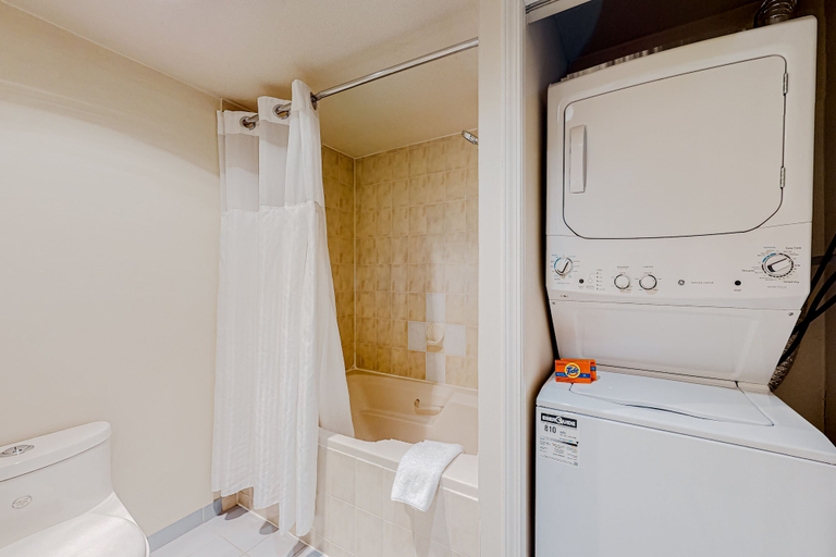 Bathroom 3, Foxglove by Whistler Premier, Squamish-Lillooet