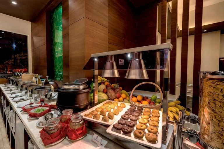 Food & Drinks 4, Rooms by Rocana, Kuantan