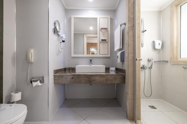 Bathroom 5, Crystal Waterworld Aqua Collection - All Inclusive, Serik