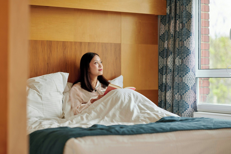 Bedroom 4, Bedford Hotel, London