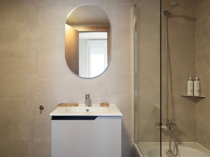 Bathroom 4, Meral Units, Málaga