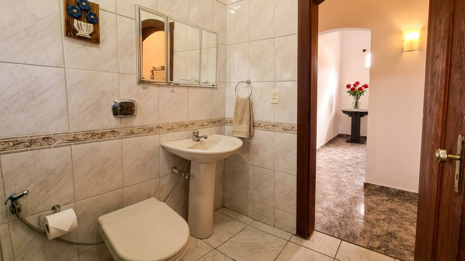 Bathroom 3, Refúgio Tiradentes, Tiradentes