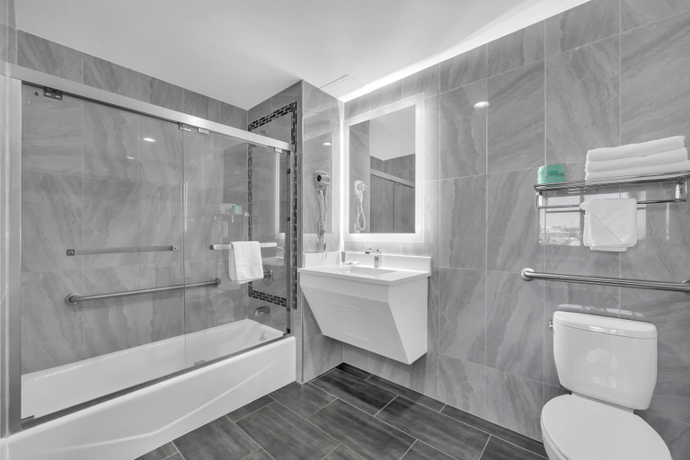 Bathroom 4, Hotel The Villa, New York
