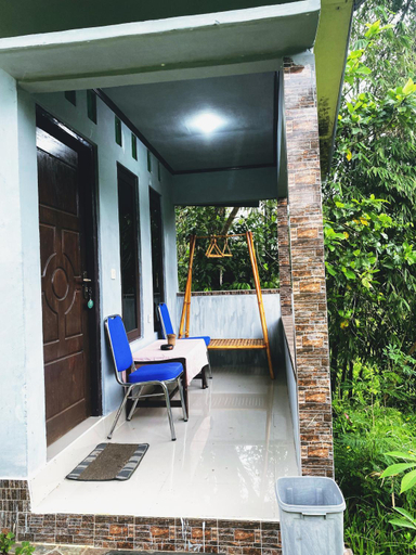Others 3, PALM BUNGALOW, Ende