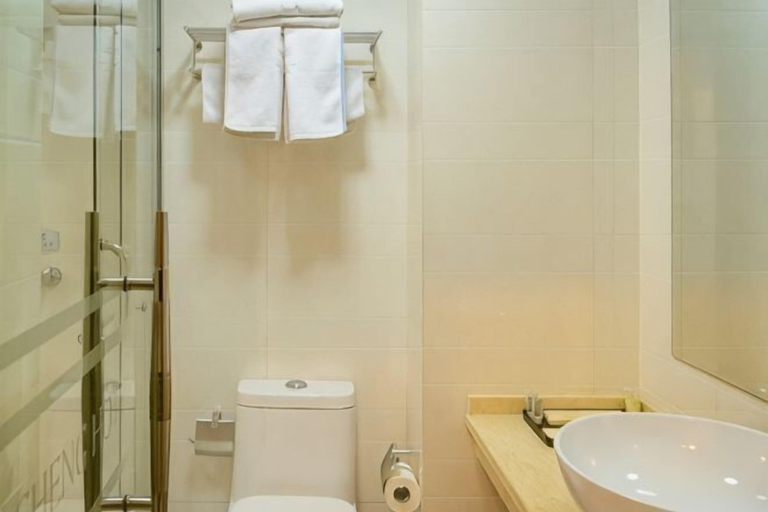 Bathroom 4, Huacheng Express Hotel, Wuxi