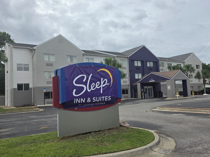 Exterior & Views 2, Sleep Inn & Suites Pensacola - University Area, Escambia