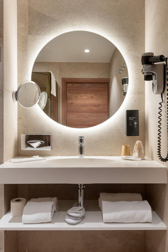 Bathroom 4, Hotel Le 830, Namur