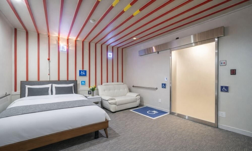 Bedroom 2, GOYOHAN HOTEL, Gangseo