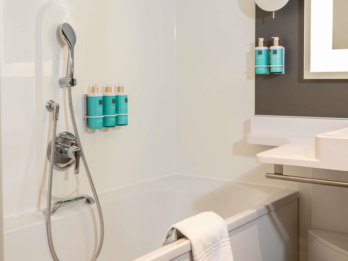 Bathroom 5, Novotel Suites Wien City Donau, Wien