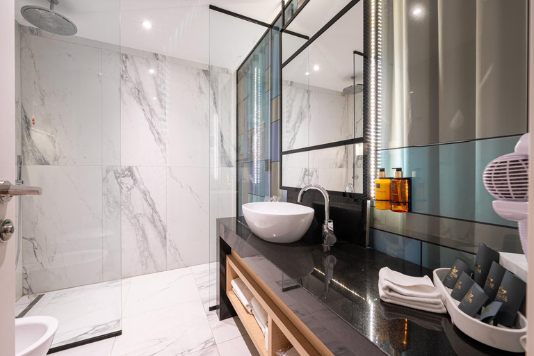 Bathroom 5, Hotel Imperial Conference & Spa