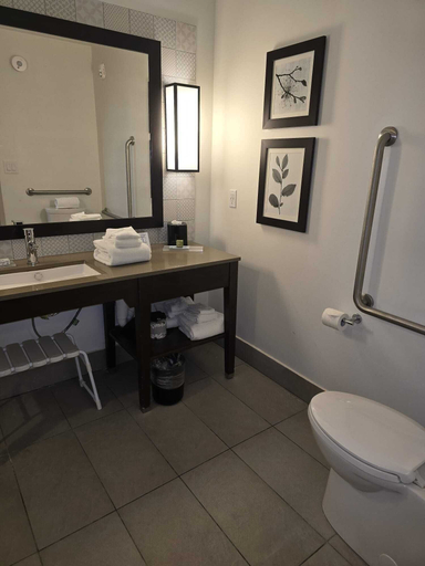 Bathroom 5, Country Inn & Suites by Radisson, Belleville, ON, Hastings