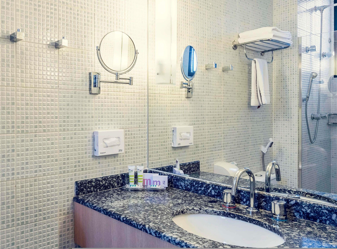 Bathroom 4, Mercure Sao Paulo Nacoes Unidas, São Paulo
