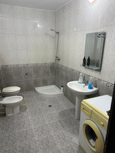 Bathroom 5, Villa Velipoj, Shkodrës