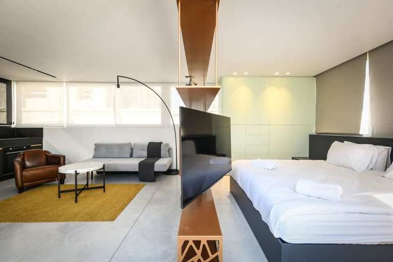 Bedroom 3, Vibrant and Modern Apartment in Tel Aviv