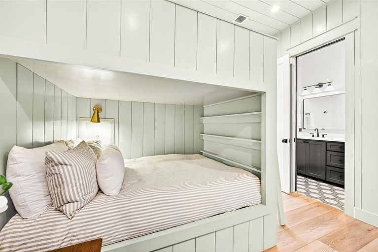 Bedroom 3, Cottage By The Shore 304 SUN, Nueces