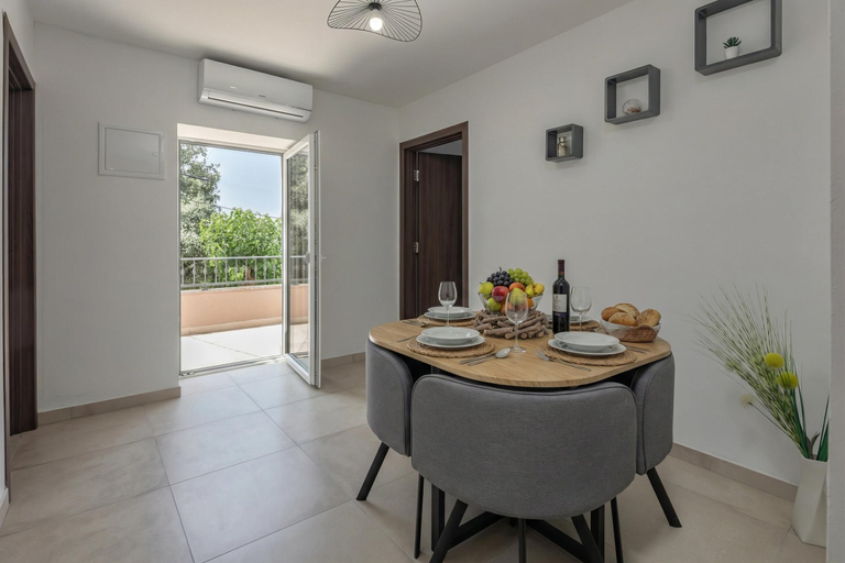 Interior 3, Harmony House Vito With Lovely Terrace - Happy Rentals, Lopar/Supetarska Draga
