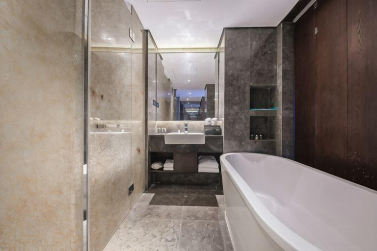 Bathroom 4, Le Noble Hotel, Ganzhou
