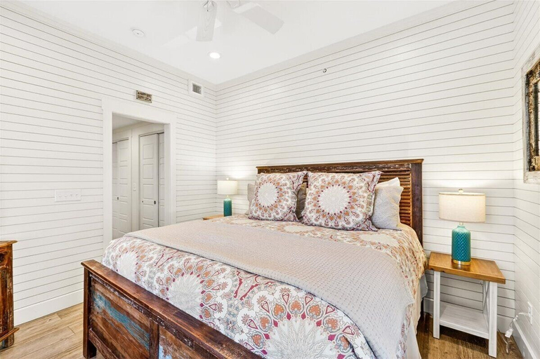 Bedroom 2, Almost Heaven TC 2201, Nueces