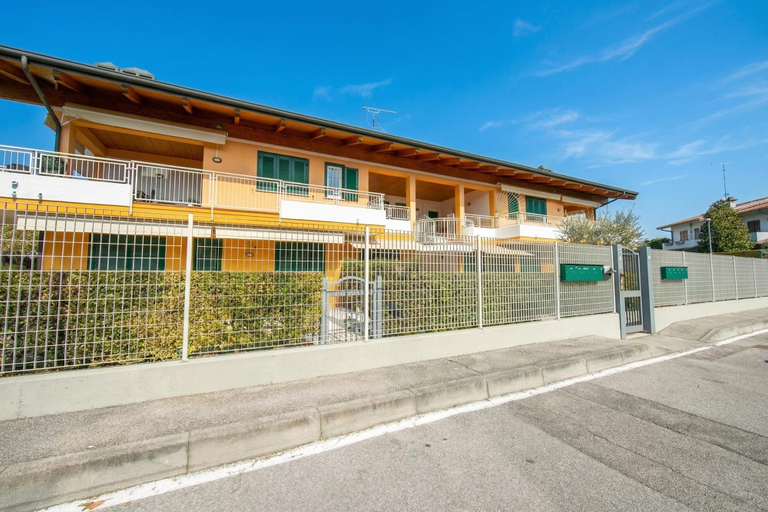 Exterior & Views 2, Casa Emma with Pool, Brescia