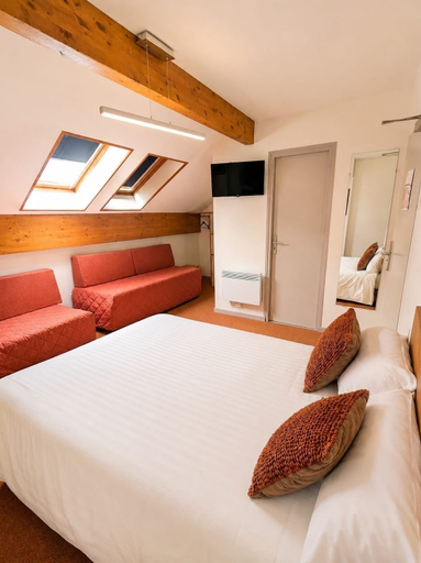 Bedroom 3, Brit Hotel Deltour Confort Mende, Lozère