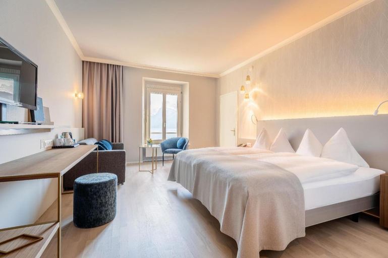 Bedroom 3, Seehotel Waldstätterhof, Schwyz