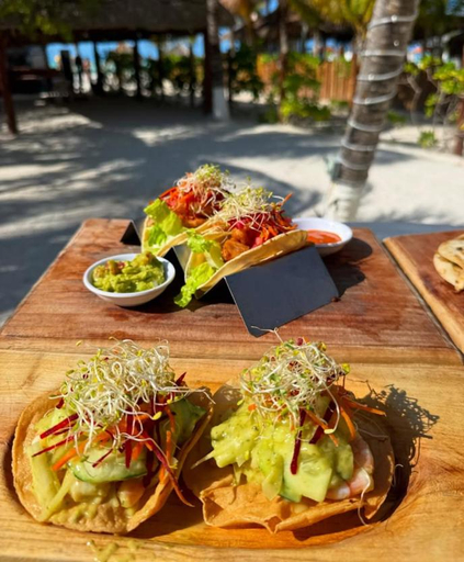 Food & Drinks 4, Hotelito Crismi, Lázaro Cárdenas