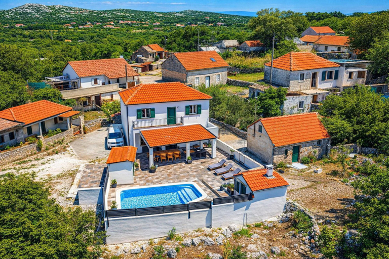 Aerial view 5, Holiday Home Luce with Pool, Seget