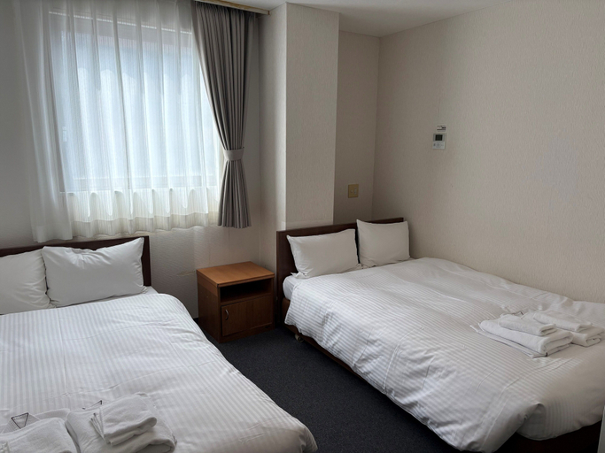 Bedroom 5, Hotel Green Arbor, Sendai